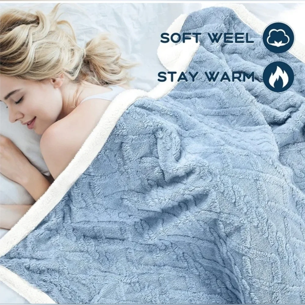 NWT Cozy Soft Throw Blanket